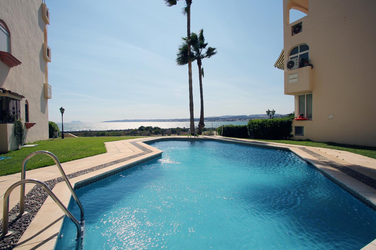 Appartement Marina Bay Playa Del Cristo à Estepona Extérieur photo