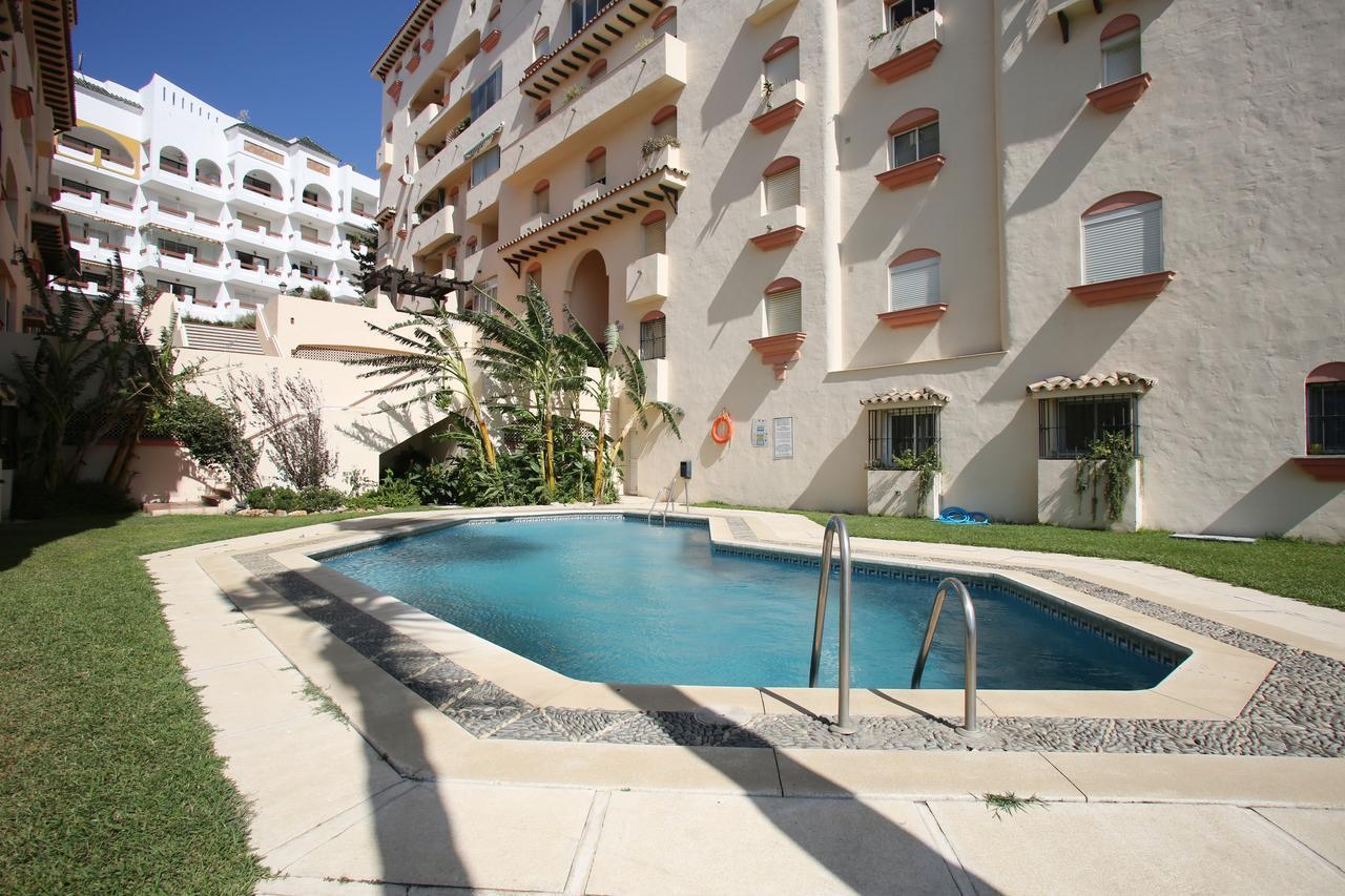Appartement Marina Bay Playa Del Cristo à Estepona Extérieur photo
